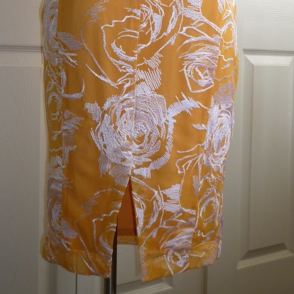 NY&C – New York and Company Eva Mendes Dress - Picture 11 of 16